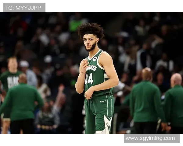 雄鹿裁掉潜力新星,为保留前快船侧翼大将做准备 雄鹿裁掉潜力新星,为保留前快船侧翼大将做准备