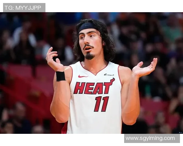 开季场均15.7分7板!哈克斯:休赛期我一直很健康 希望保持下去 开季场均15.7分7板!哈克斯:休赛期我一直很健康 希望保持下去