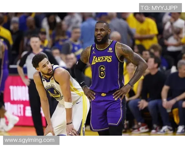 从独行侠到湖人,克莱 500 万买断背后,湖人争冠之路何去何从 从独行侠到湖人,克莱 500 万买断背后,湖人争冠之路何去何从