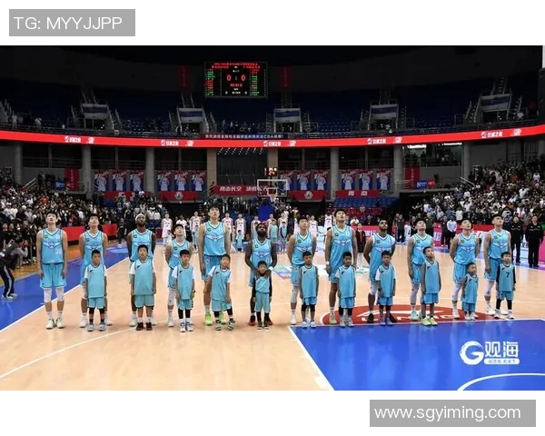 四名外援“组团”到位,青岛男篮冲击新赛季进入倒计时 四名外援“组团”到位,青岛男篮冲击新赛季进入倒计时