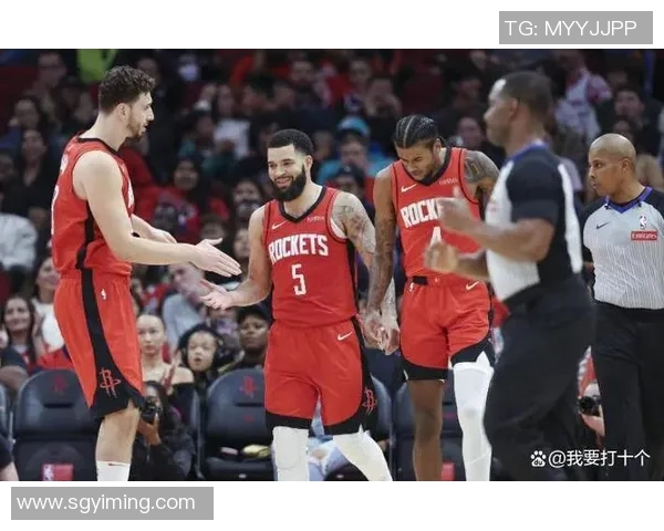NBA西部积分榜出炉!火箭力克骑士冲西部第二,热火110-96擒勇士 NBA西部积分榜出炉!火箭力克骑士冲西部第二,热火110-96擒勇士