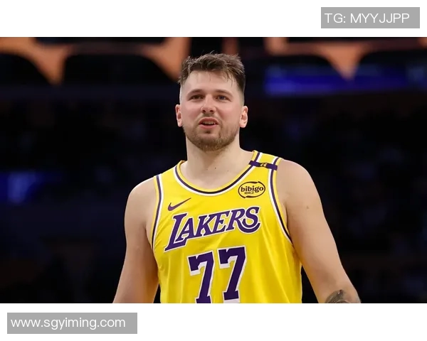 湖人110-113不敌太阳！球员评价：东契奇封神，5人及格，3人拉胯